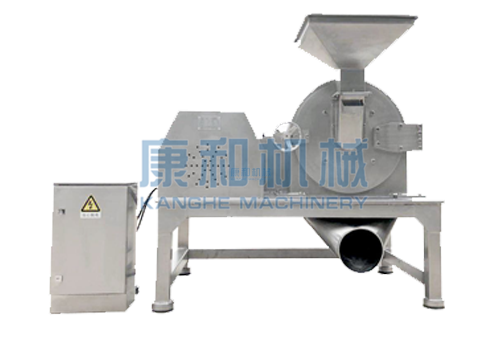 多功能粉碎機(jī)機(jī)殼內(nèi)壁全部經(jīng)機(jī)加工達(dá)到表面平滑，改變了以前機(jī)型內(nèi)壁粗糙、積粉的現(xiàn)象，使藥品、食品、化工等生產(chǎn)更符合國(guó)家標(biāo)準(zhǔn)，達(dá)到GMP的要求。粉碎機(jī)是藥廠(chǎng)、食品廠(chǎng)、化工廠(chǎng)、醫(yī)院制劑室、診所、門(mén)診部、研究所、保健品廠(chǎng)、建材廠(chǎng)、飼料廠(chǎng)等單位常用的實(shí)用機(jī)型。